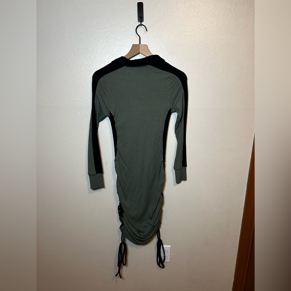 Daily Practice‎ by Anthropologie Long-Sleeve Colorblock Polo Midi Dress - Picture 4 of 7